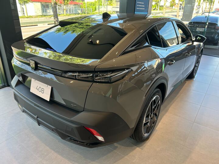 展示車入れ替えました！