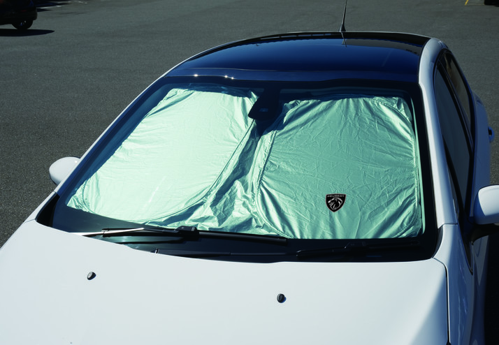 プジョー308　おススメアクセサリーは･･･！